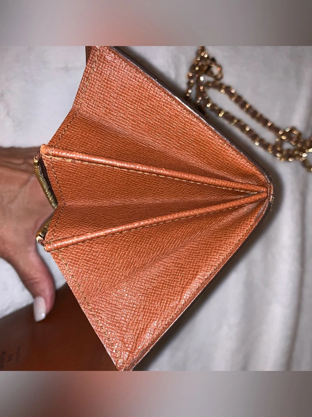 Vintage Authentic Louis Vuitton Monogram Sarah LV Wallet EVC!
